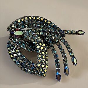 Vintage suspected Kramer of NY blue AB flowing modernist brooch